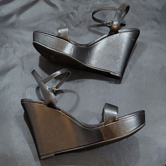 BRAND NEW GUESS GOLD LOGO PLATFORM HIGH WEDGE SANDAL - Picture 9 of 14